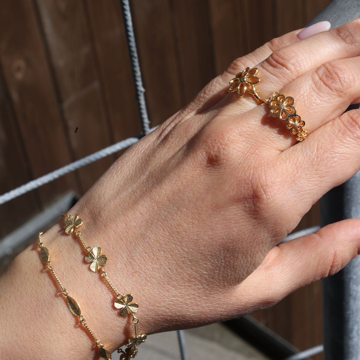 Christina Four Leaf Clover armbånd i forgyldt sølv – model 601-G55 – billede 4
