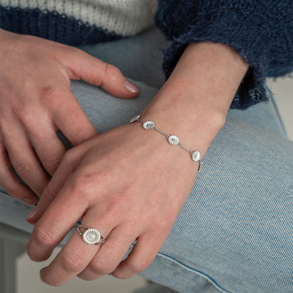 Christina Marguerits armbånd i sølv – model 601-S45 – billede 3