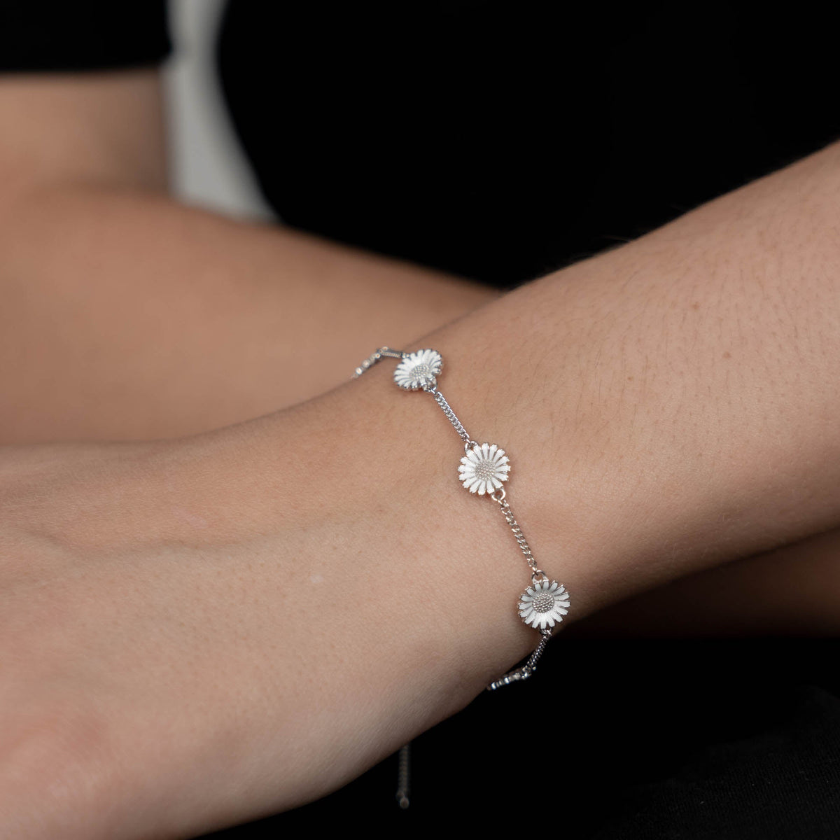 Christina Marguerits armbånd i sølv – model 601-S45 – billede 5