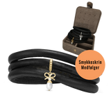 Christina - Kampagne: Classic læderarmbånd med forgyldt "Celebrate" charm, inklusiv flot smykkeskrin - Model: 605-Celebrate-G
