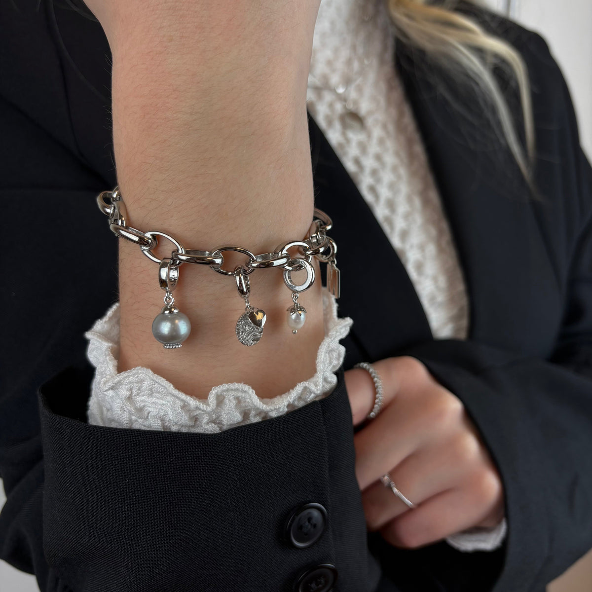 Christina Grey Pearl Dream charm i sølv – model 610-S09GREY – billede 4