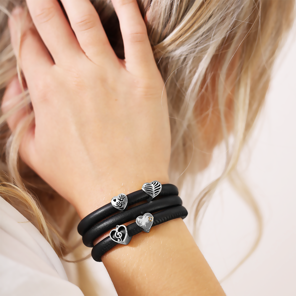 Christina Blessed charm i sølv – model 630-S235 – billede 2