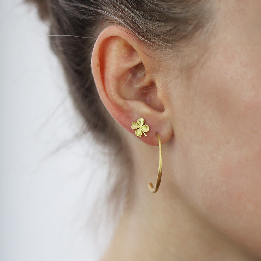 Christina Four Leaf Clover ørestikker i forgyldt sølv – model 671-G99 – billede 6