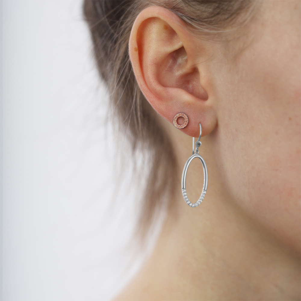 Christina Sparkling Circles ørestikker i rosaforgyldt sølv – model 671-R10 – billede 2