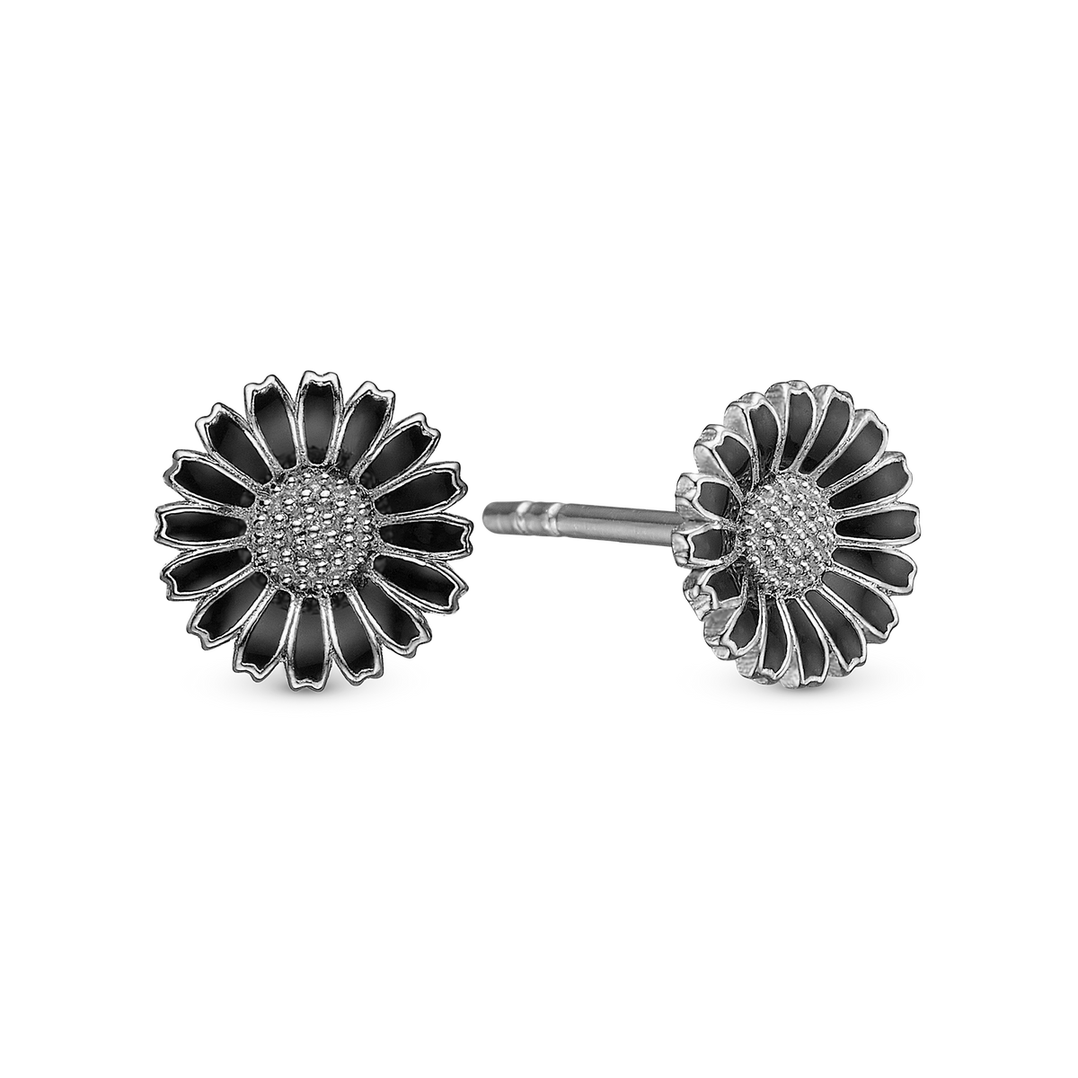 Christina Marguerit black 8mm ørestikker i sølv – model 671-S124