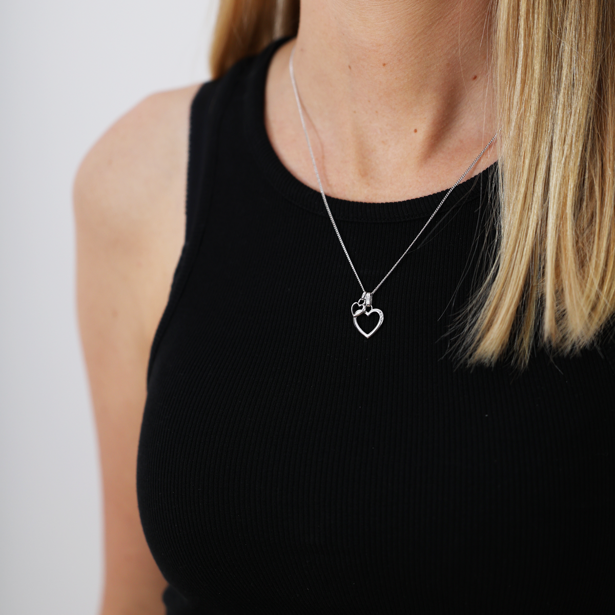 Christina Open Mother Hearts vedhæng i sølv – model 680-S13 – billede 3