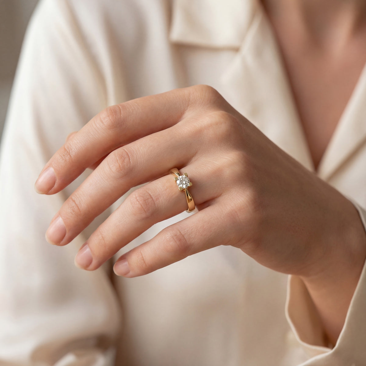 Scrouples - Kleopatra ring rødguld 0,50 W/SI 14 kt -  Modelnr.: 7135,50