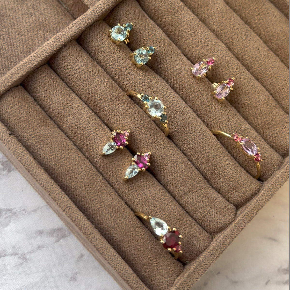 Scrouples - 8 kt guldring med ametyst og pink topas - Model: 714383