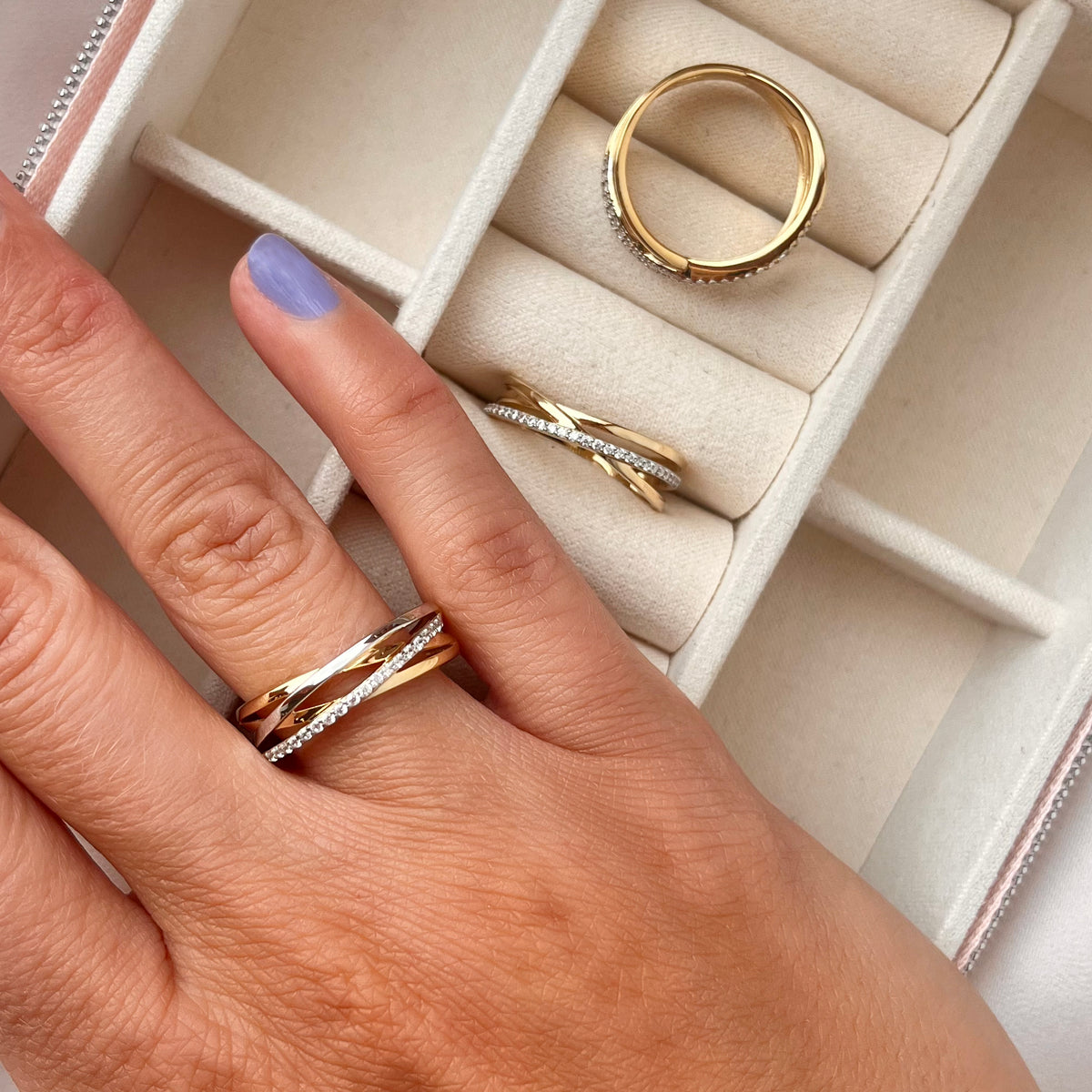 Scrouples - 8 kt. guld ring med cubic zirkon - Model: 714644