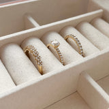 Scrouples - 8 kt guldring med hvid cubic zir - Model: 714883