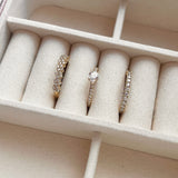 Scrouples - 8 kt guldring med hvid cubic zir - Model: 714883