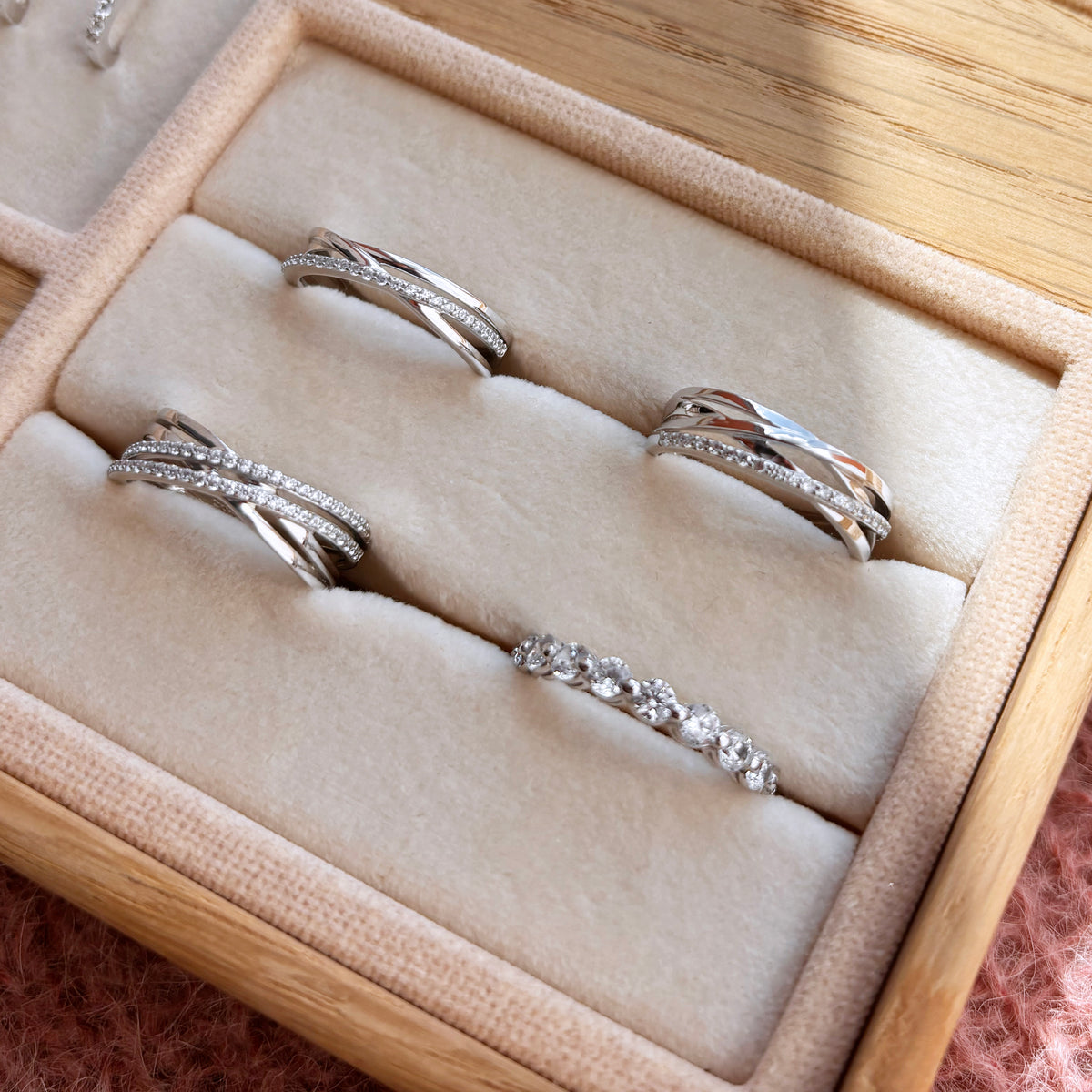 Scrouples - Soho ring, sølv med syntetiske zirkoner - Model: 729892