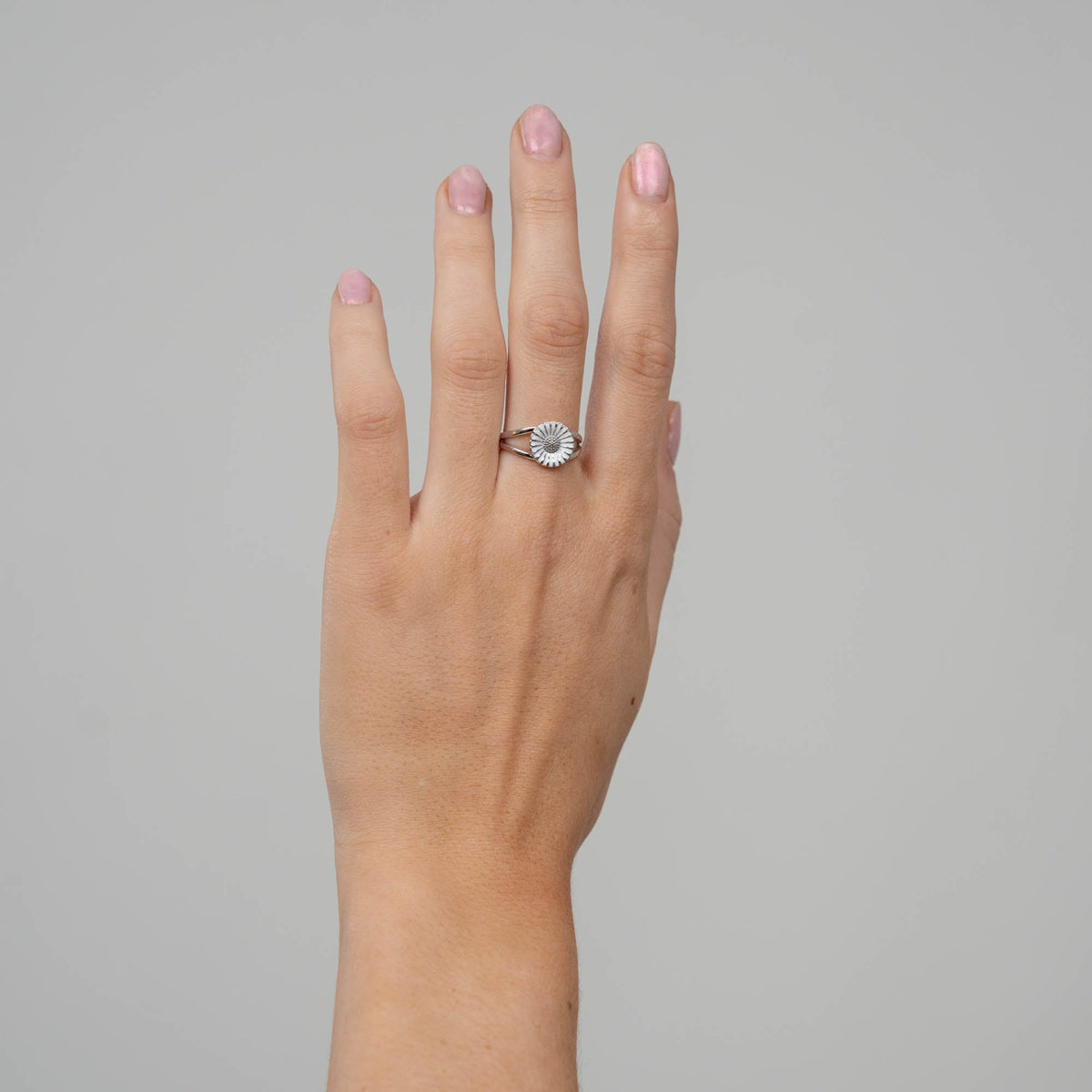 Christina Marguerit ring i sølv – model 800-5.6.A – billede 3