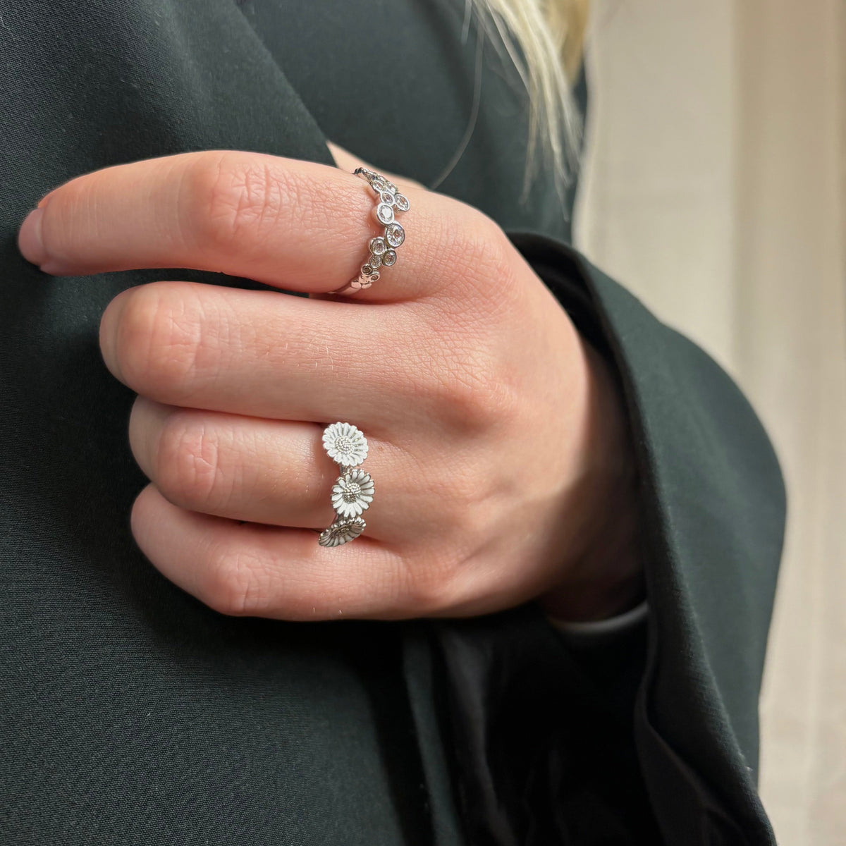 Christina Triple Marguerit ring i sølv – model 800-7.2.A – billede 3