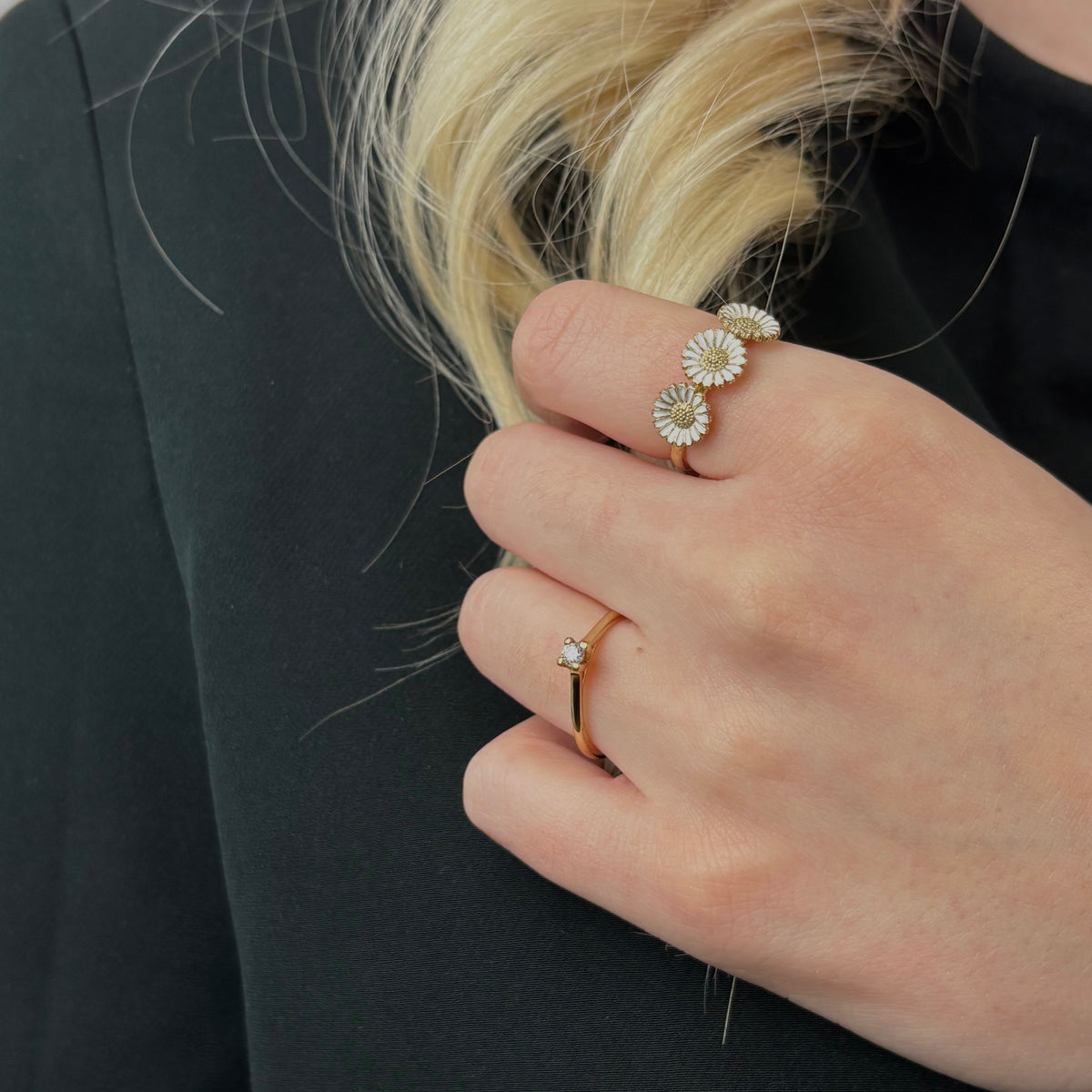 Christina Triple Marguerit ring i forgyldt sølv – model 800-7.2.B – billede 3