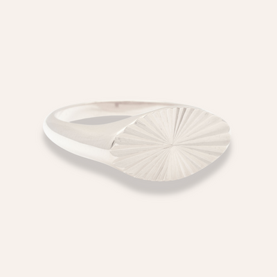 Sintridou - Ring med stjernemønster i stål - Model: ST710028