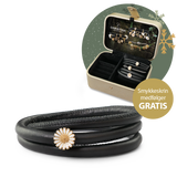 Christina - Julekampagne: Classic læderarmbånd med forgyldt marguerit charm, inklusiv flot smykkeskrin - Model: 605-JEWEL-G