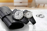 Lorus -  Dameur med hvidskive med tal og sort læderrem - Model: RG231UX-9