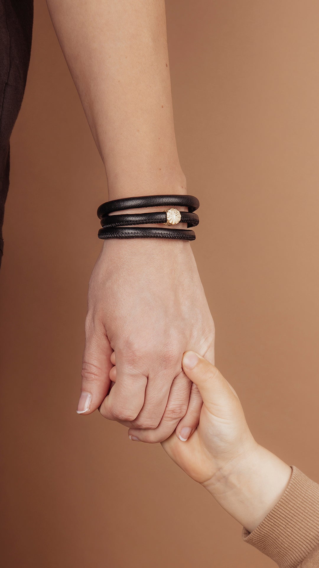 Christina Sunrays Classic læderarmbånd i forgyldt sølv – model 605-MOR2025-G – billede 3