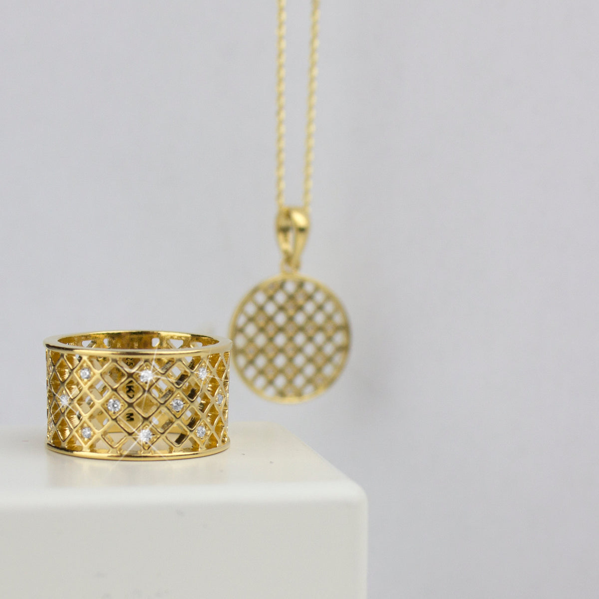 Aagaard Halskæde med Vedhæng Harlekin med 16 Cubic Zirkonia Forgyldt Sterling Sølv 45 cm