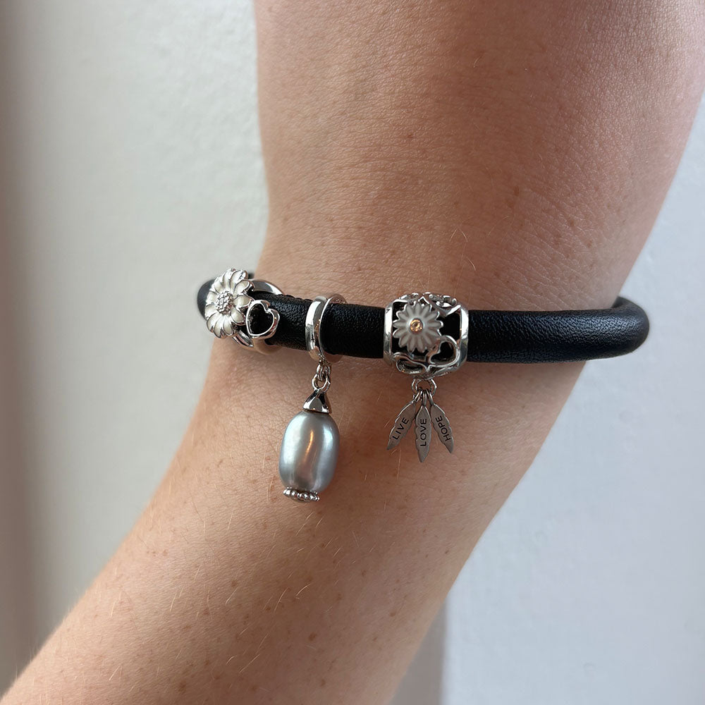 Christina Marguerit Heart charm i sølv – model 630-S184 – billede 2