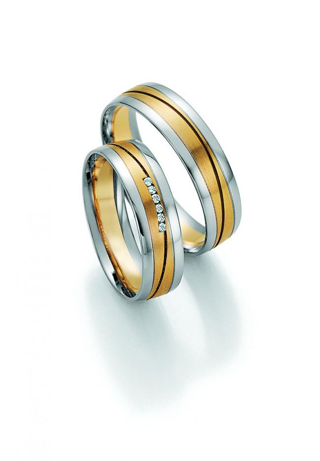 Køb BN - Vielses- og forlovelsesringe i guld med en diamant - Modelnr.: 32030-055/32040-055 hos Guldsmed Smeds