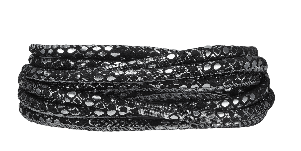 Køb Christina jewelry & watches - 3-string Leather Silverblack, 70 cm - Modelnr.: 601-3-70Silverblack hos Guldsmed Smeds