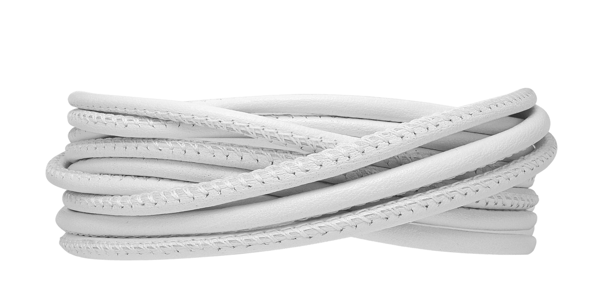 Køb Christina jewelry & watches - 3-string Leather White, 70 cm - Modelnr.: 601-3-70white hos Guldsmed Smeds