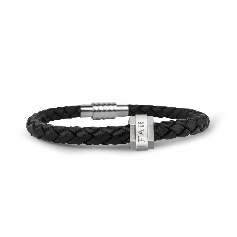 Aagaard - Læderarmbånd sort flet m. stålvedhæng - Model: 0710130-21-FAR1